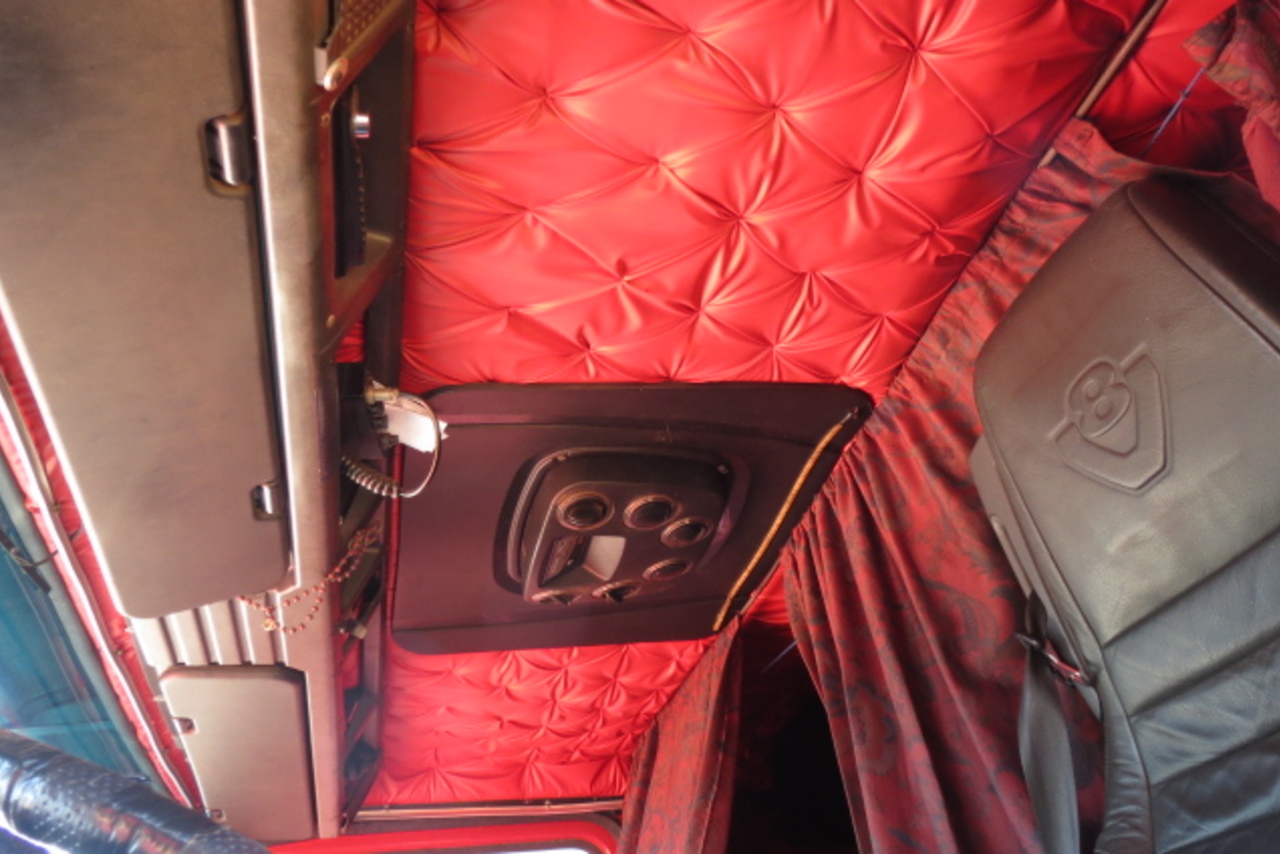 Scania 113 320 - 92/92 12