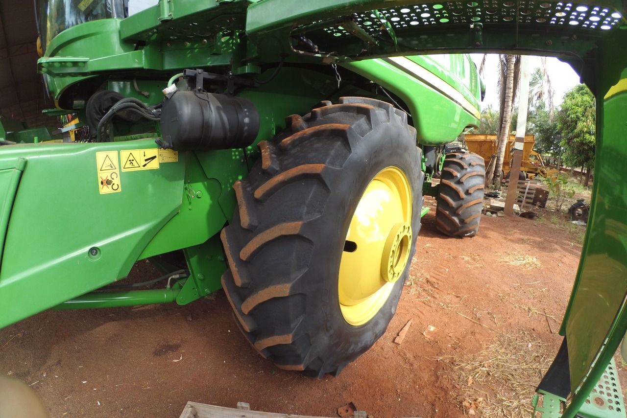 John Deere 9770 - 12 4