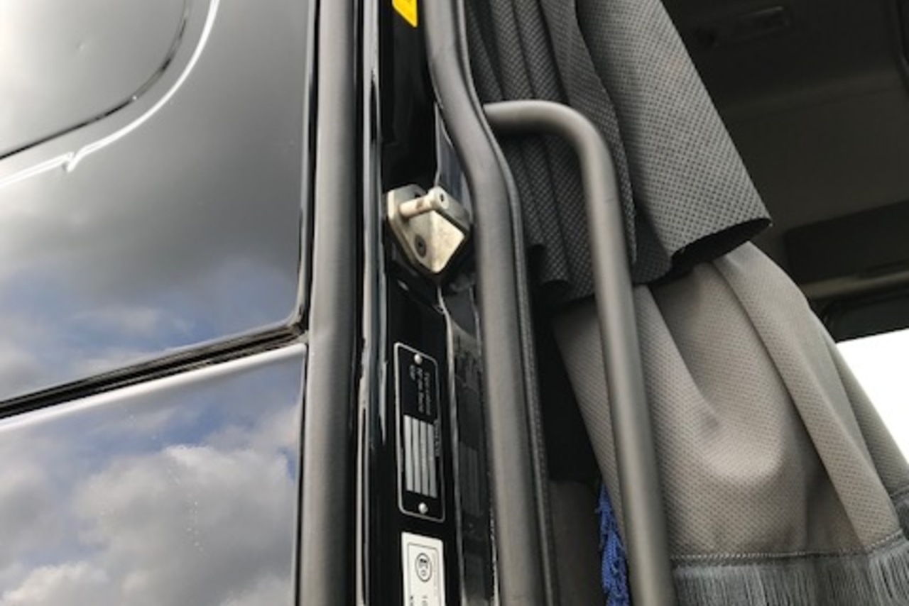 Volvo FH 420 - 12/12 11