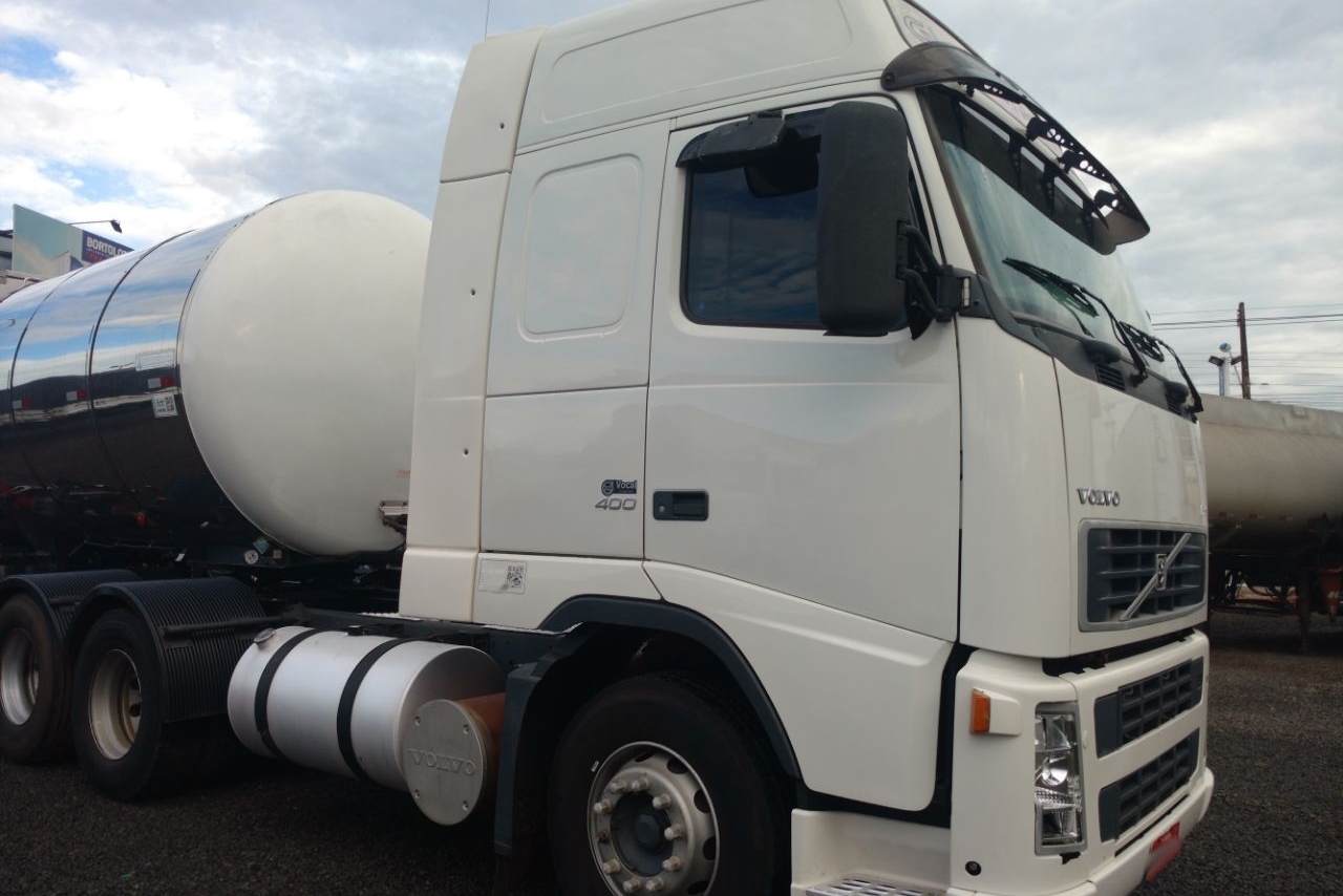 Volvo FH 400 - 08/08 4