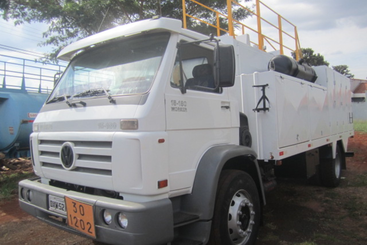 Volkswagen 15-180 E Constellation - 08/08 2