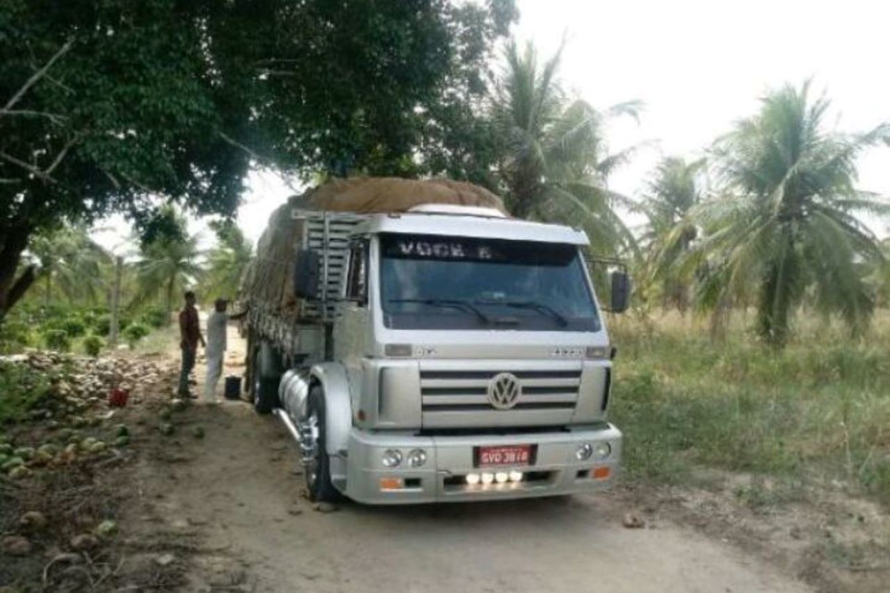 Volkswagen 23 220 - 05/05 3