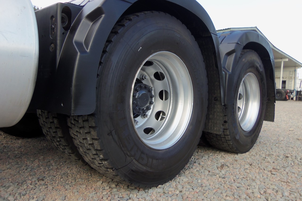 Volvo FH 500 - 14/15 9