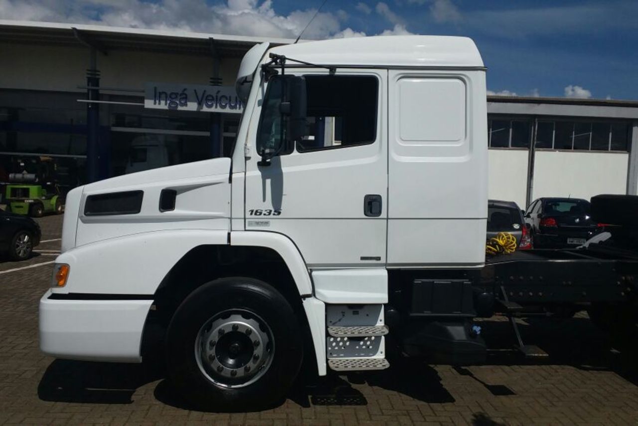 Mercedes Benz MB 1635 - 12/12 5