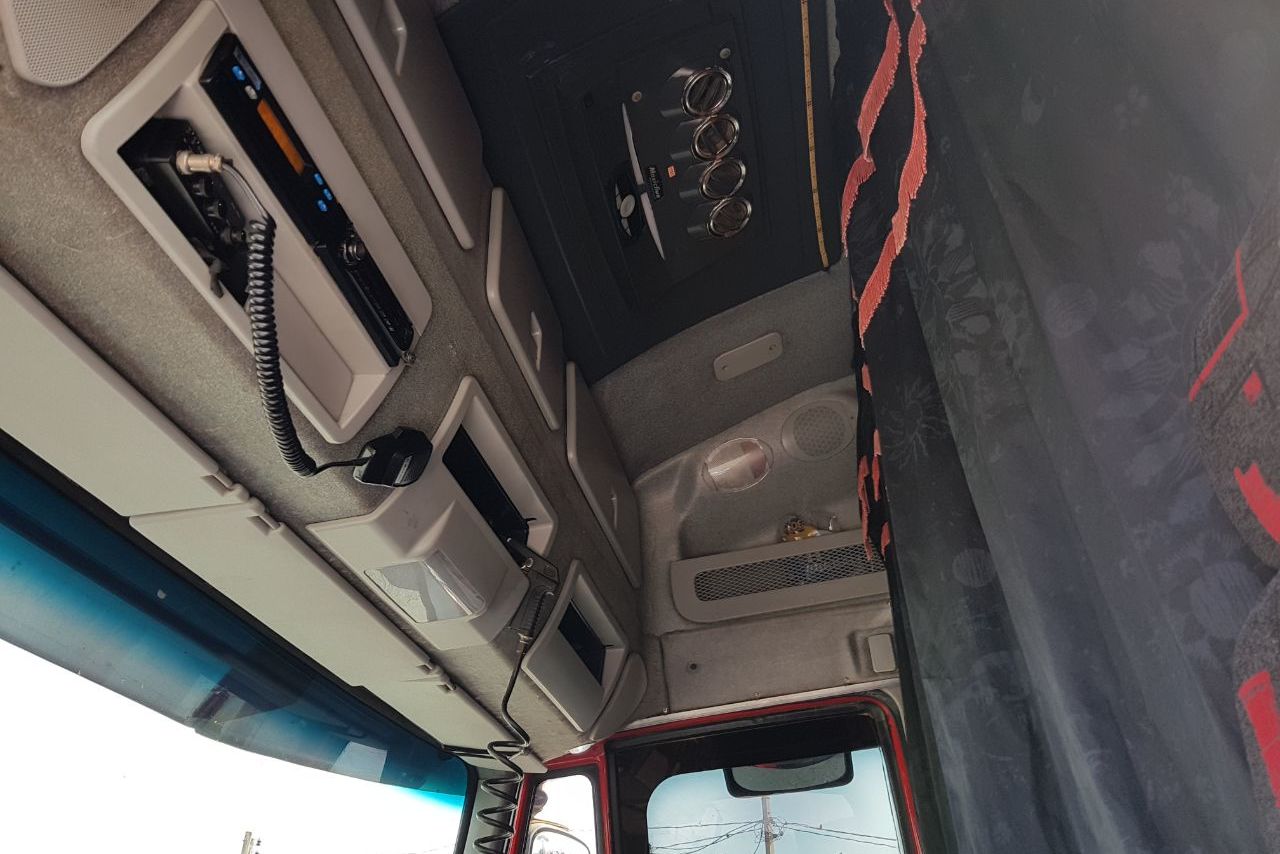 Iveco Stralis 410 - 10/11 3