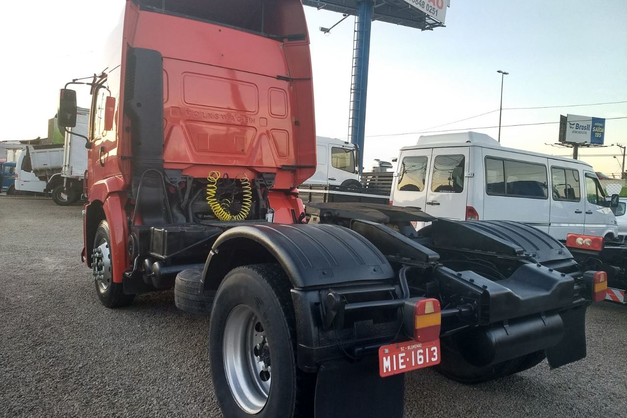 Volkswagen 19-320 Titan - 11/11 4