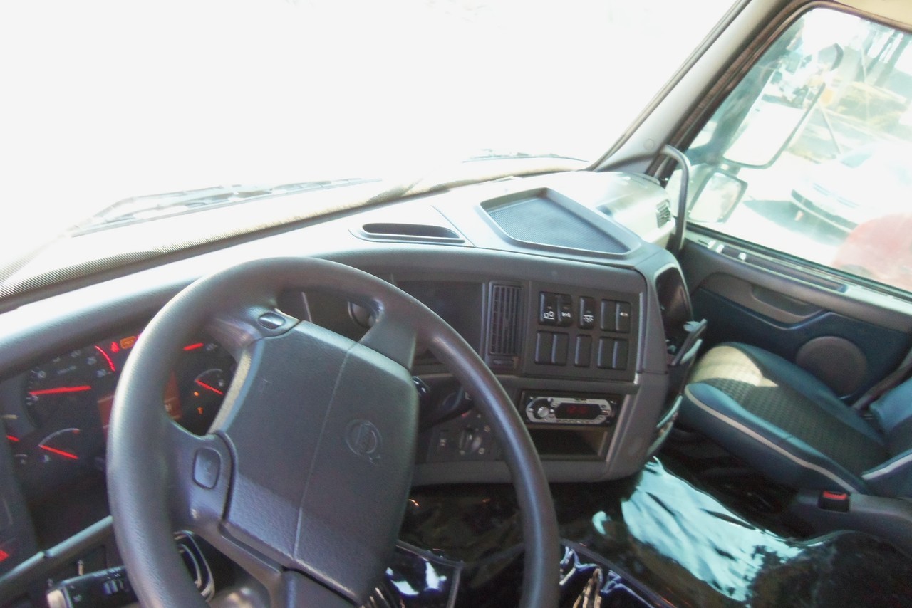 Volvo FM370 - 13/13 13