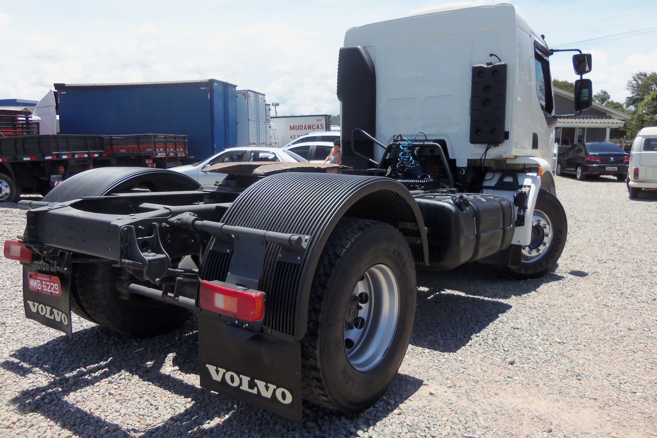 Volvo VM310 - 11/11 6