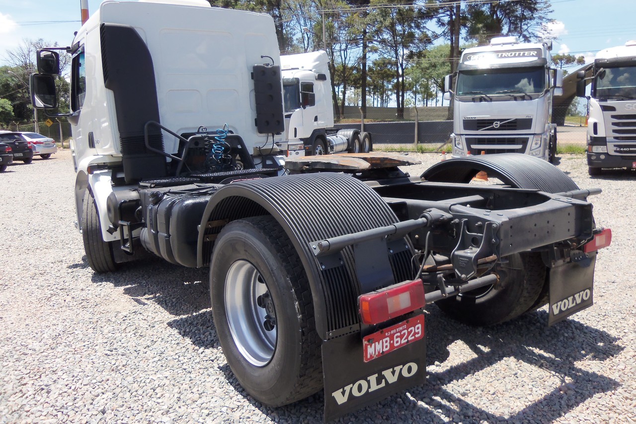 Volvo VM310 - 11/11 8