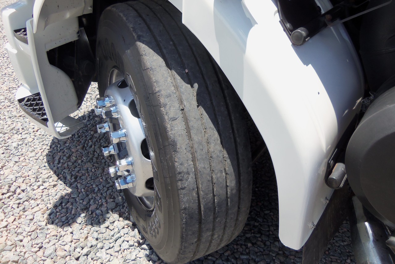 Volvo VM310 - 11/11 10