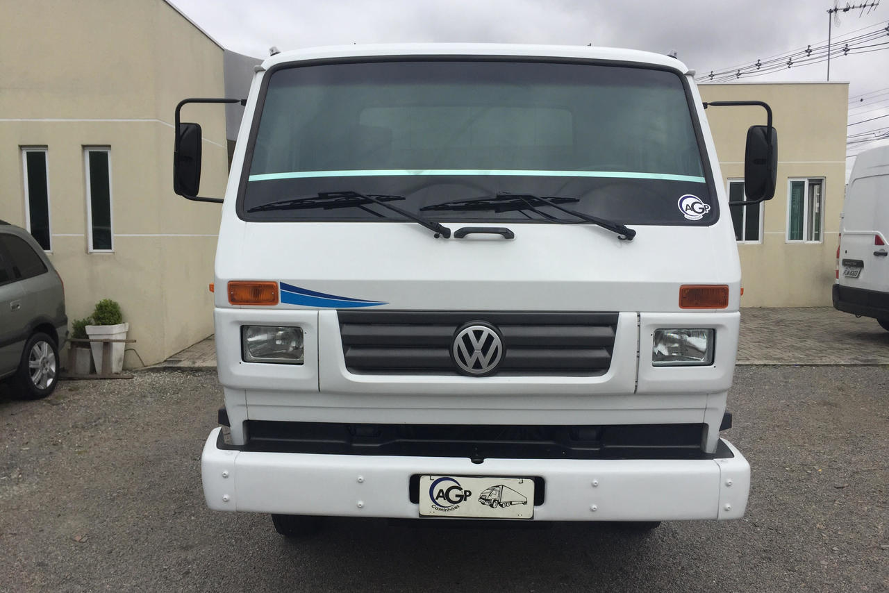 Volkswagen 8 140 - 98/98 3
