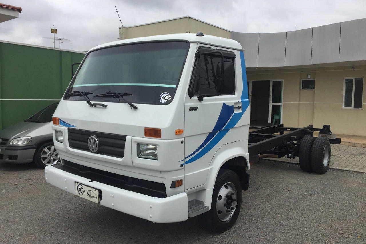 Volkswagen 8 140 - 98/98 6