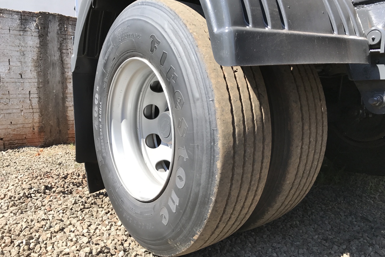 Scania P360 - 13/13 17