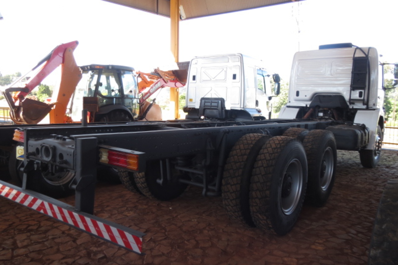Mercedes Benz Axor 2831 - 10/10 5