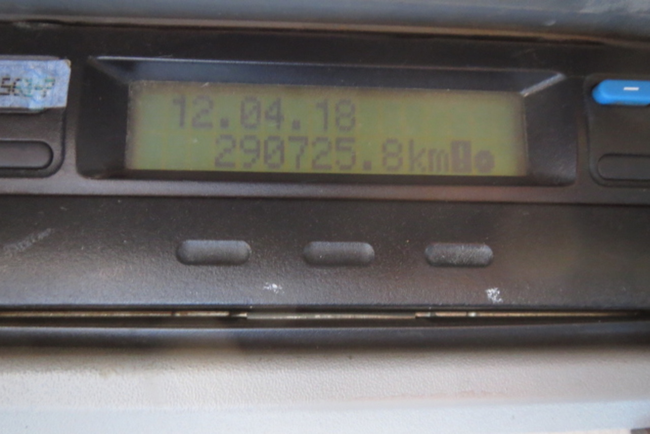 Mercedes Benz Axor 2831 - 10/10 15