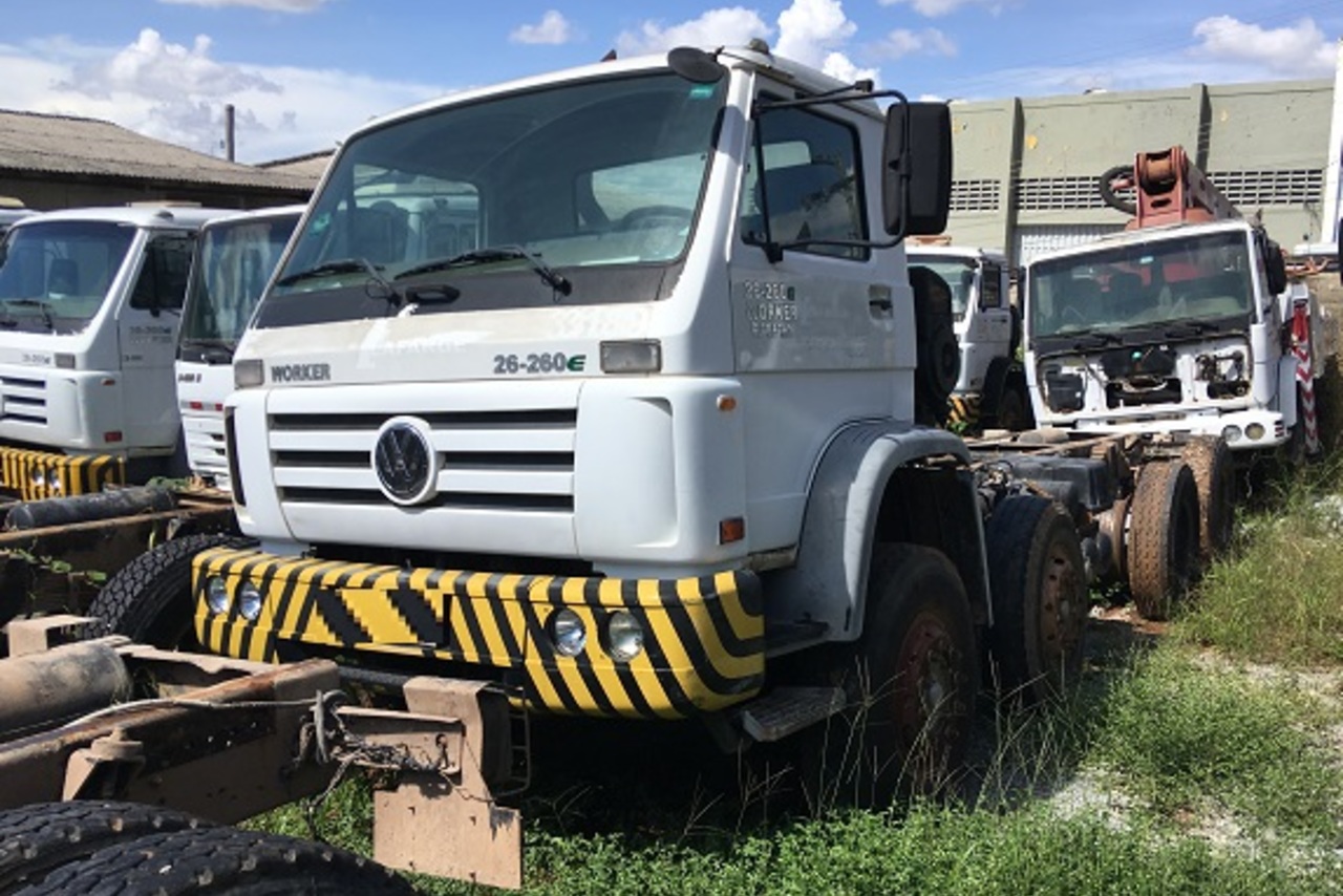 Volkswagen 26-260 - 08/08 5