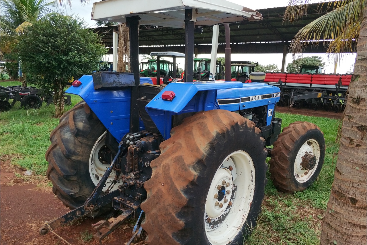 Ford 6610 - 89 7
