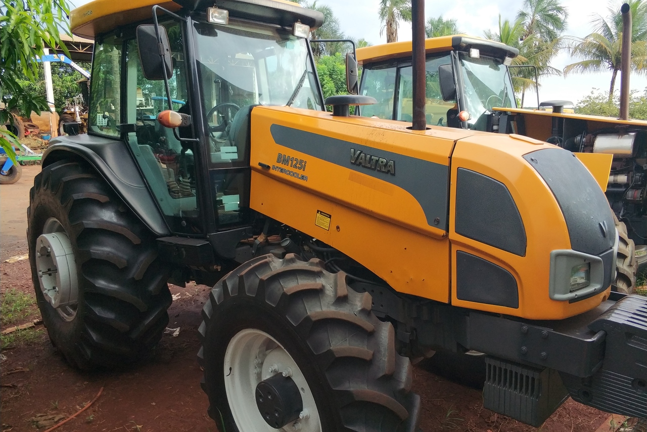 Valtra BM 125 - 12 9