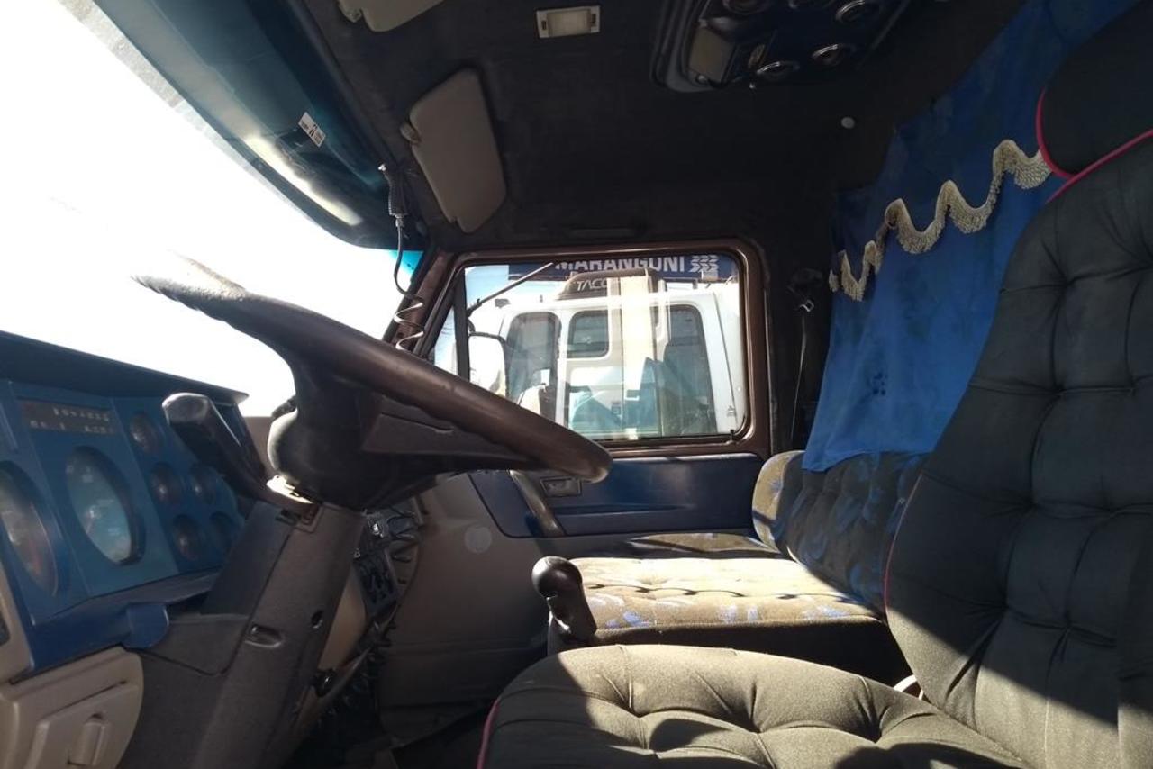 Volkswagen 23 220 - 05/05 8