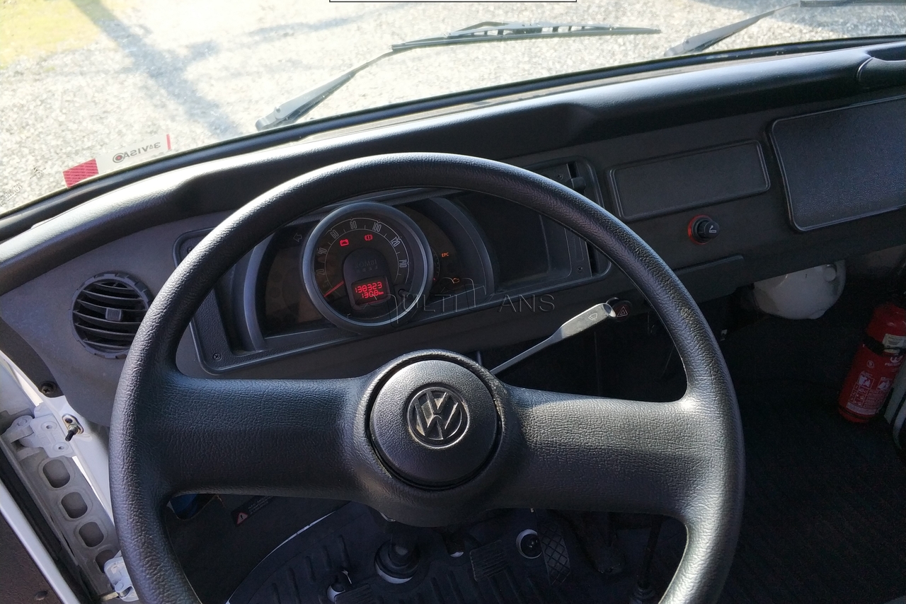 Volkswagen Kombi Standard - 11/12 5
