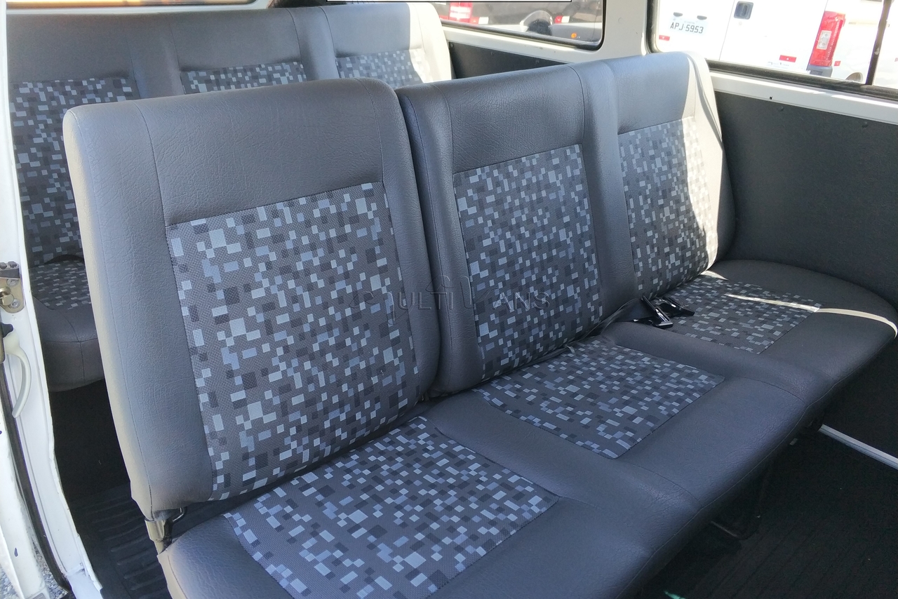 Volkswagen Kombi Standard - 11/12 6