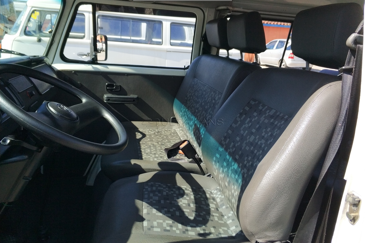 Volkswagen Kombi Standard - 11/12 17