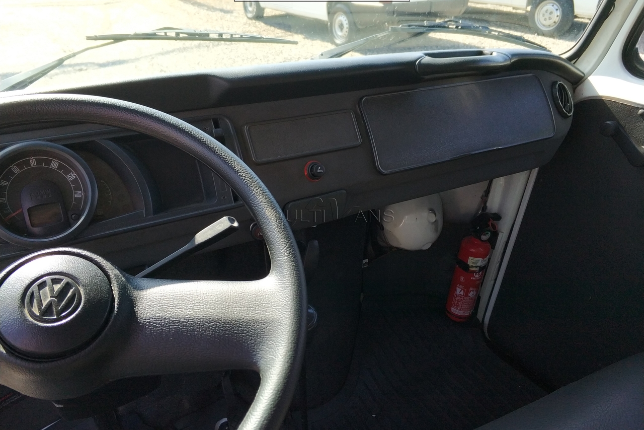 Volkswagen Kombi Standard - 11/12 18