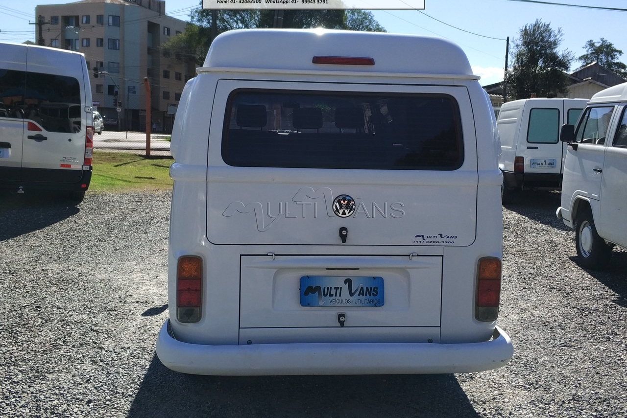 Volkswagen Kombi Standard - 12/12 9