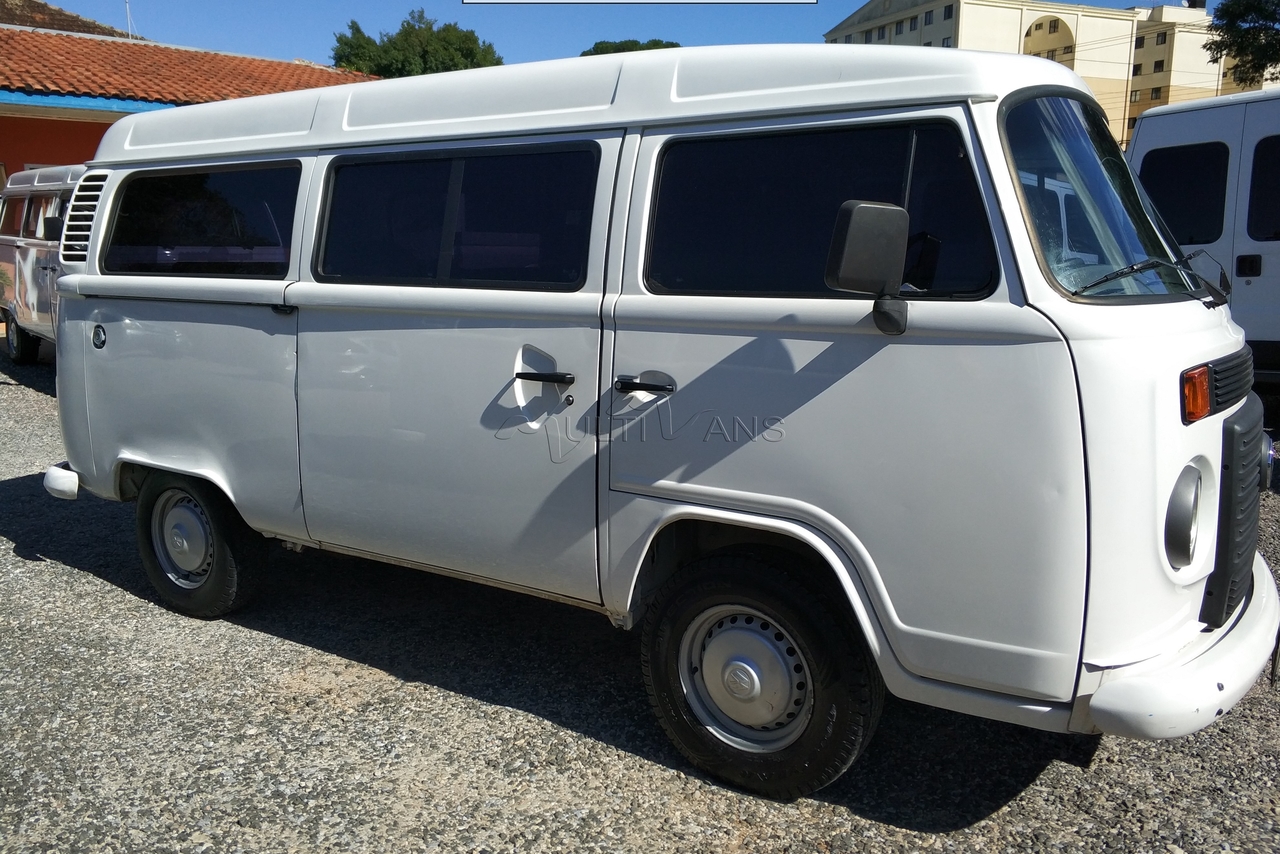 Volkswagen Kombi Standard - 12/12 15