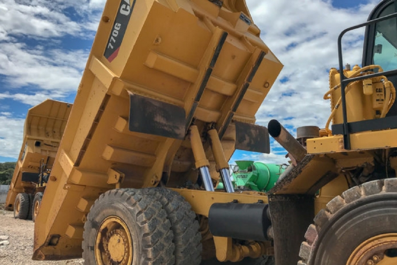 Caterpillar 770 - 13 2