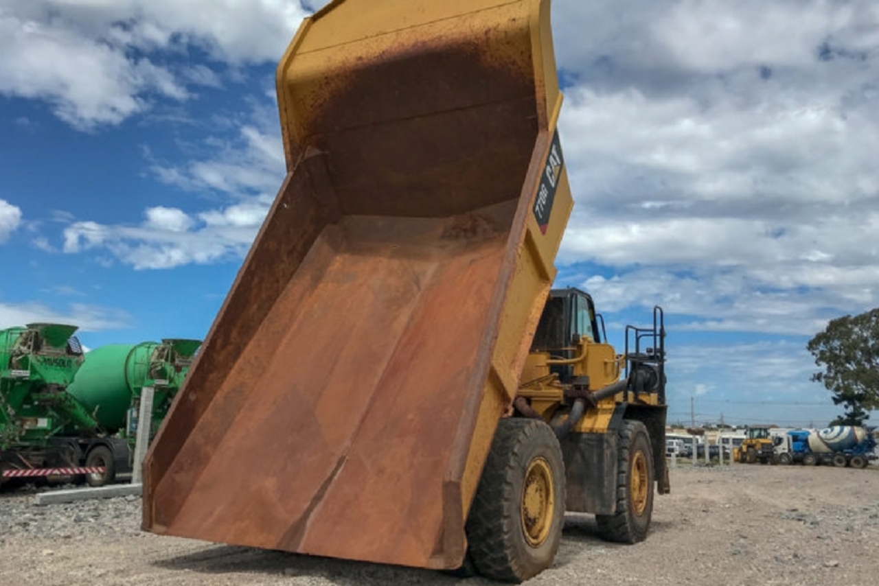 Caterpillar 770 - 13 3