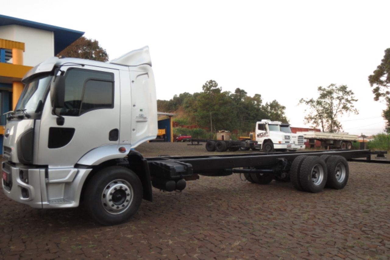 Ford Cargo2428 - 11/12 9