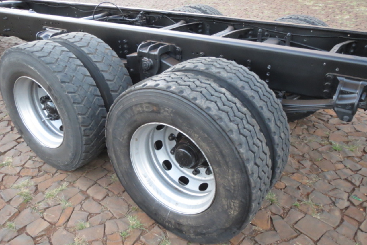 Ford Cargo2428 - 11/12 12