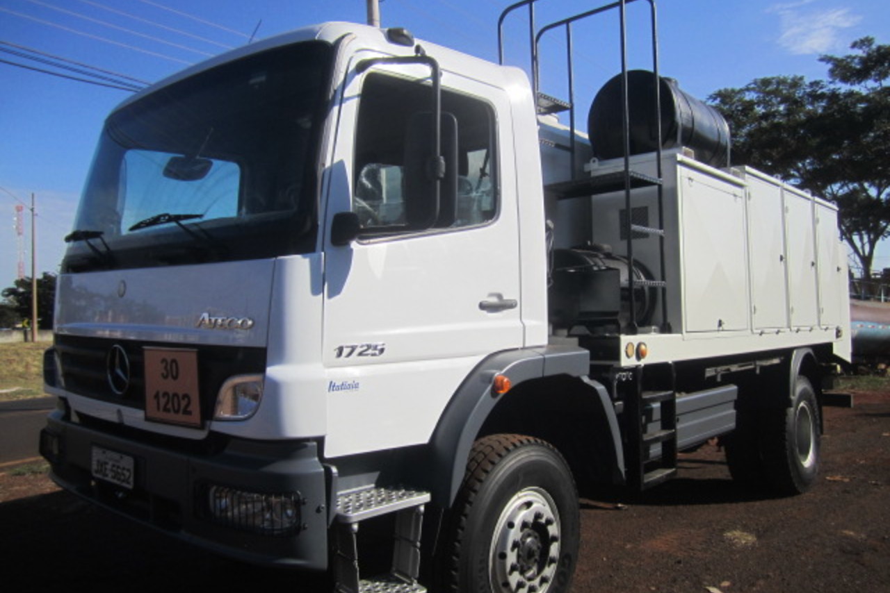 Mercedes Benz Atego 1725 - 06/06 2
