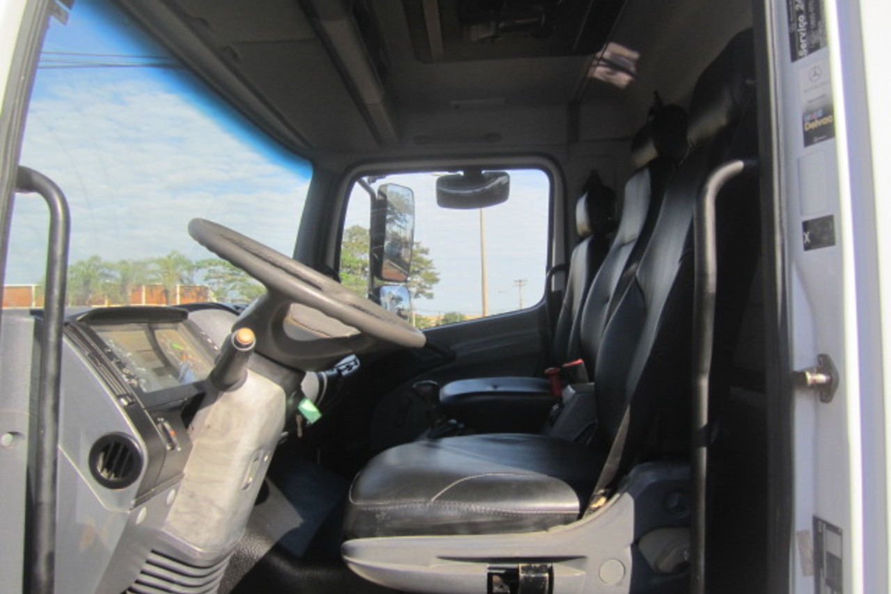 Mercedes Benz Atego 1725 - 06/06 8