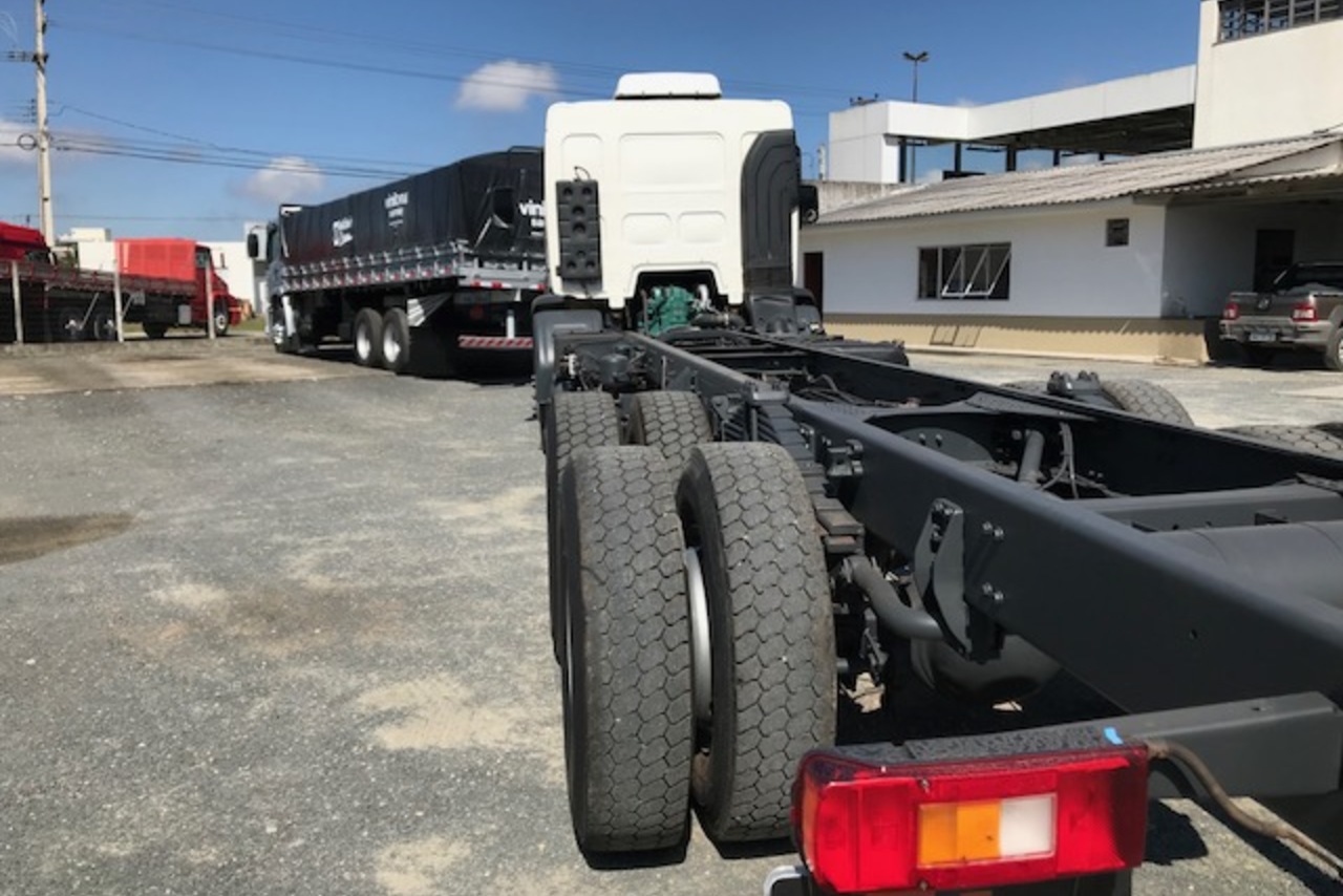 Volvo VM 270 - 13/13 6