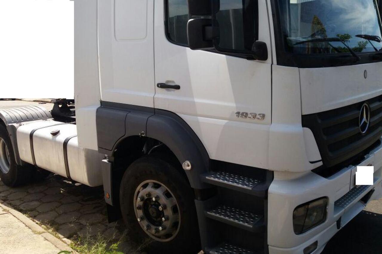 Mercedes Benz Axor 1933 - 06/06 3