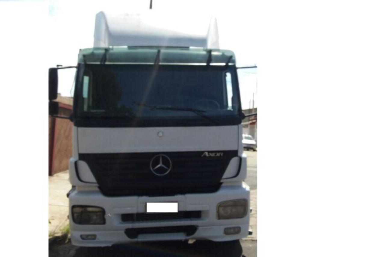 Mercedes Benz Axor 1933 - 06/06 4
