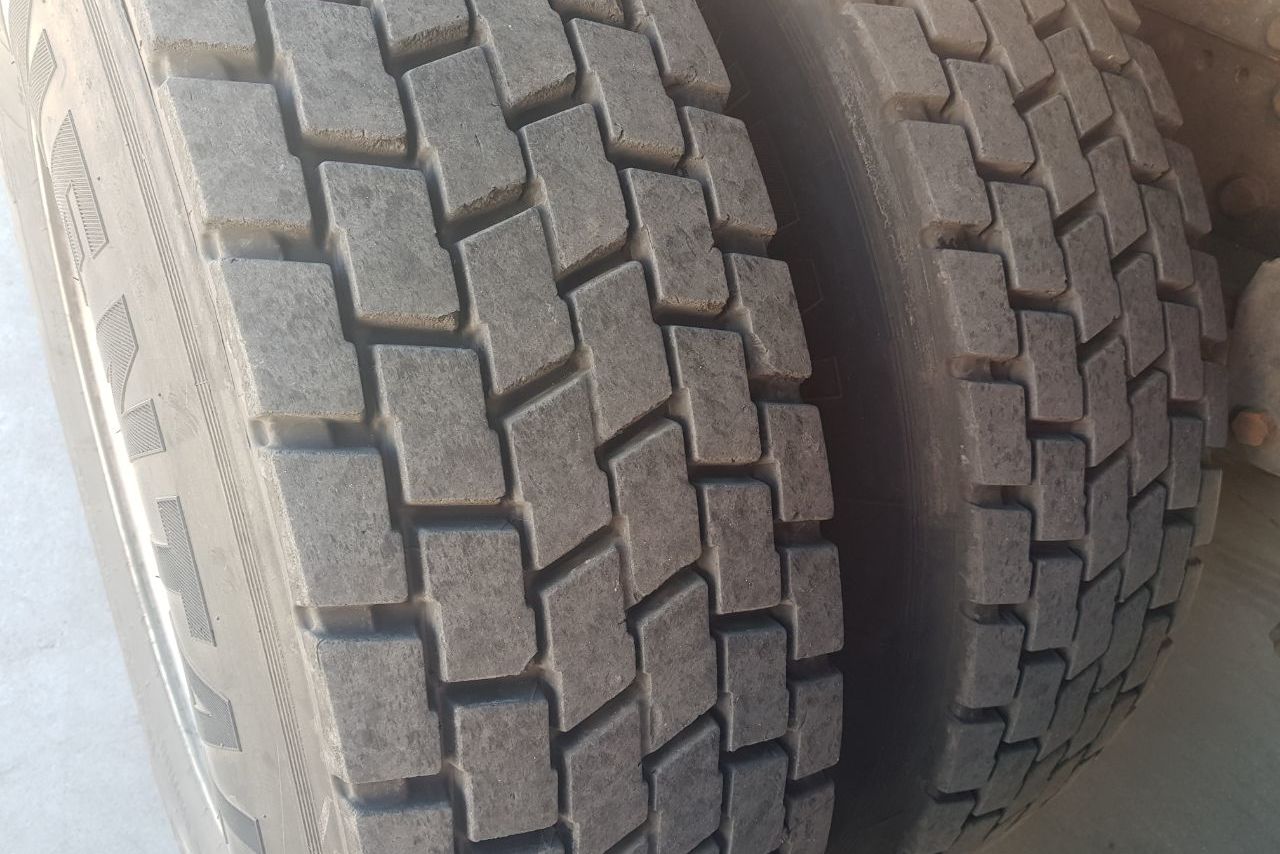 Volkswagen 25 420 - 14/14 11