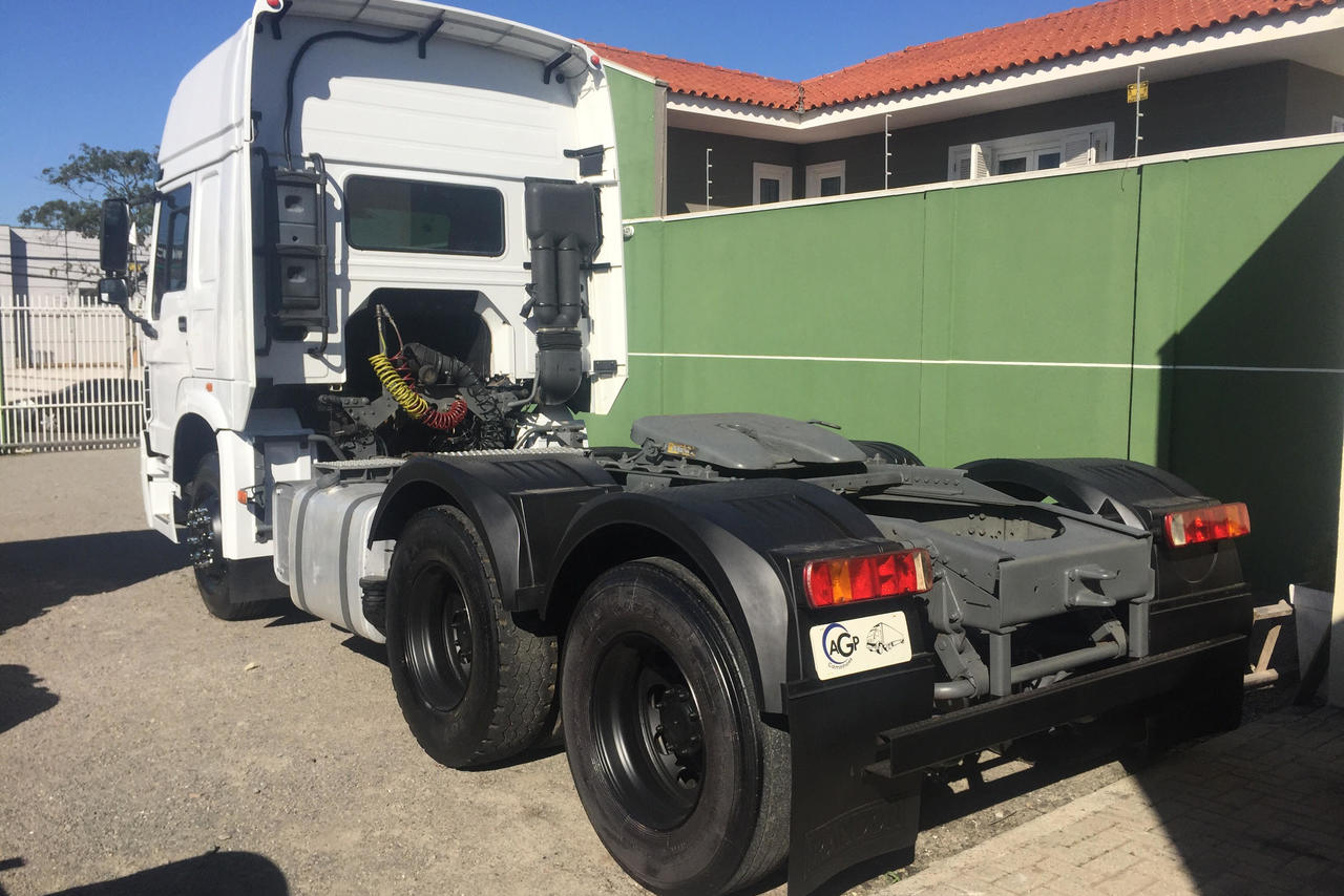 Sinotruk Howo Howo 6x4 - 10/10 11