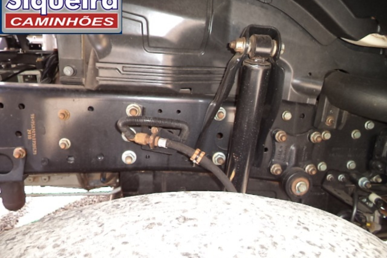 Mercedes Benz Axor 1933 - 10/10 11