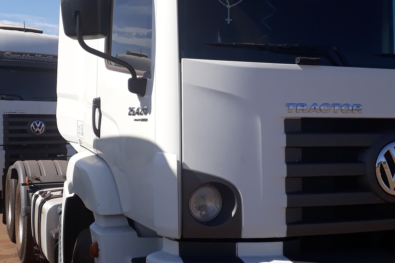 Volkswagen 25 420 - 14/14 4