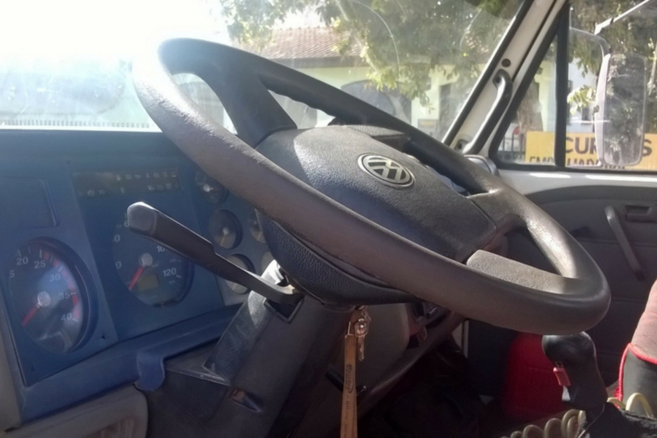 Volkswagen 23 210 - 03 3