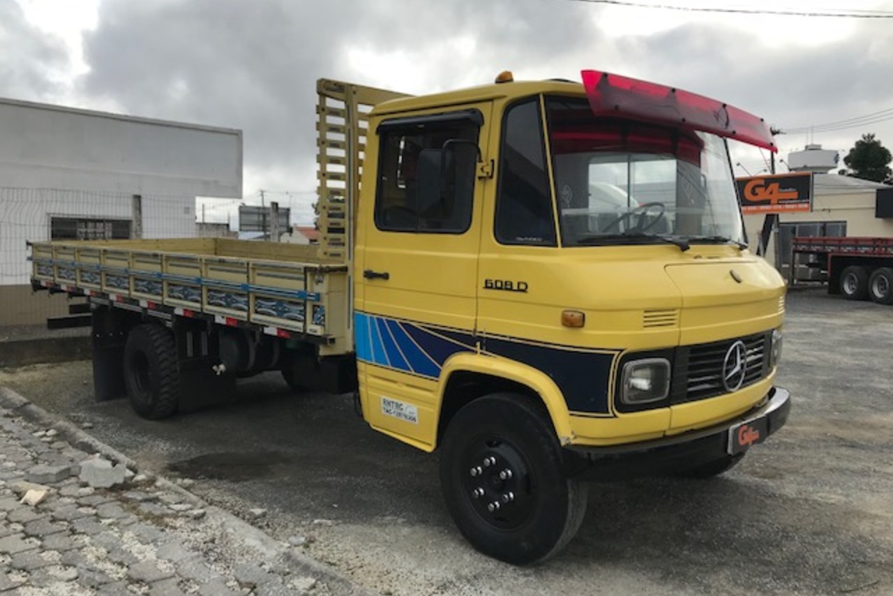Mercedes Benz MB 608 - 80/81 3