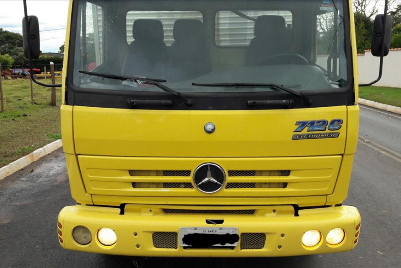 Mercedes Benz MB 712 - 99/00 5