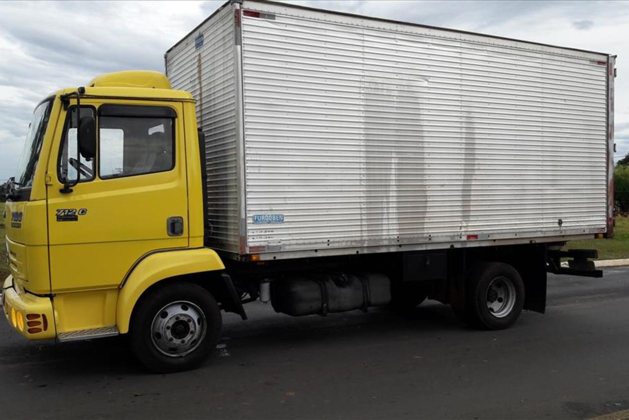 Mercedes Benz MB 712 - 99/00 6