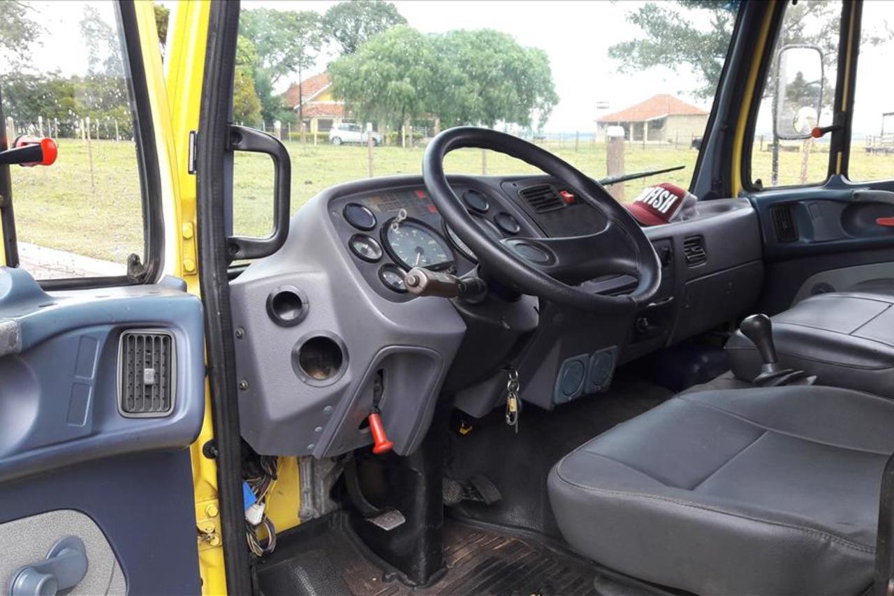 Mercedes Benz MB 712 - 99/00 12