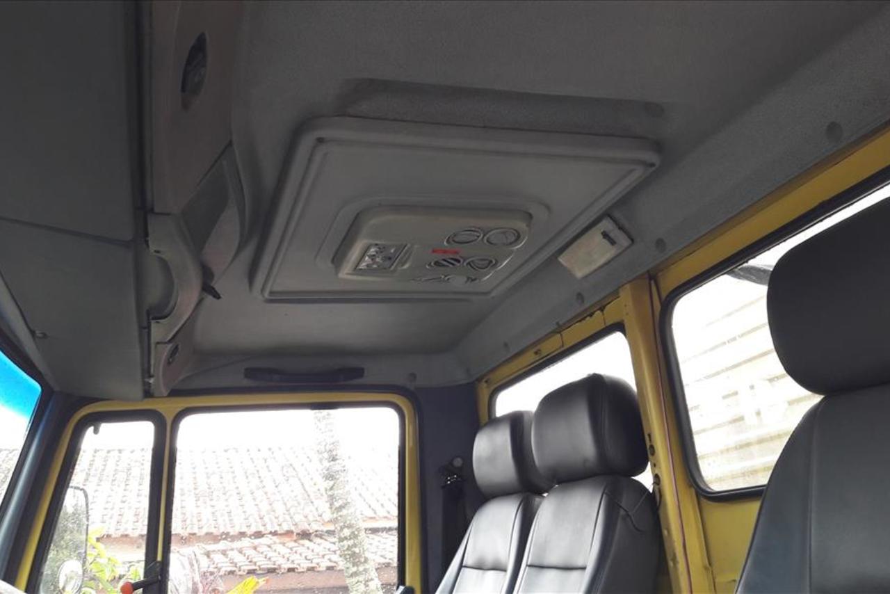 Mercedes Benz MB 712 - 99/00 14