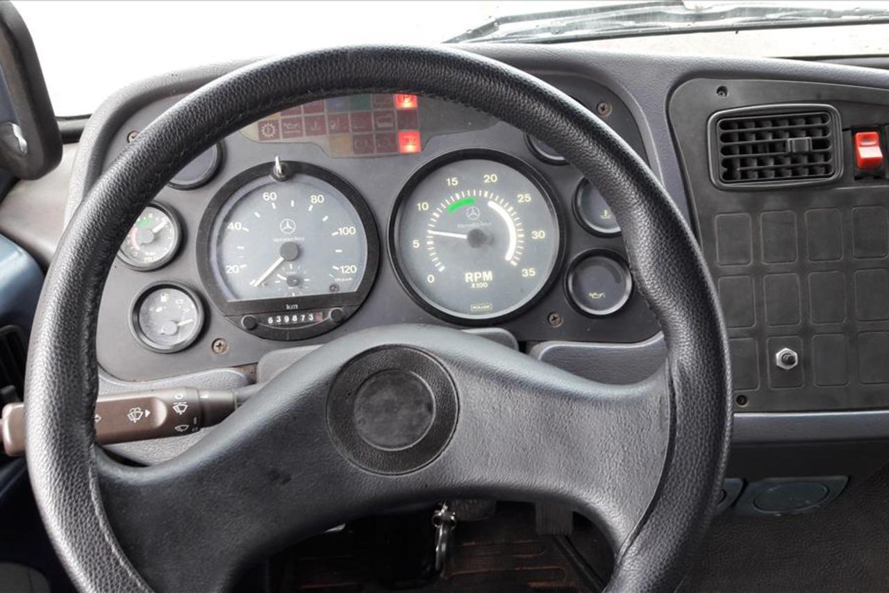 Mercedes Benz MB 712 - 99/00 18