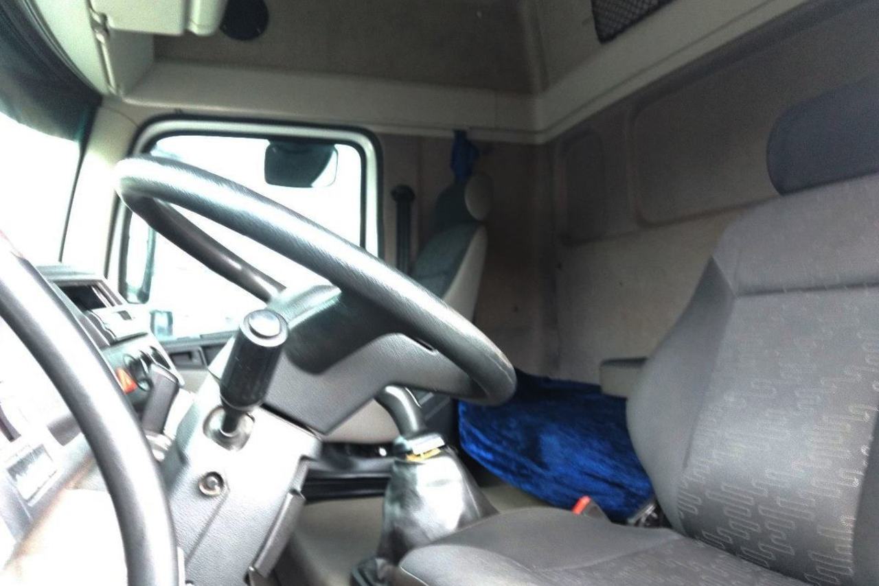 Volkswagen 25 420 - 14/14 8